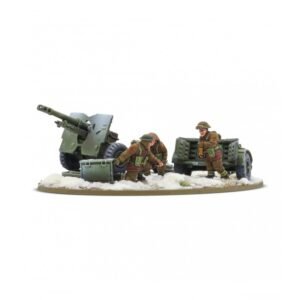 25-Pdr Light Howitzer with British Infantry (Winter) Crew